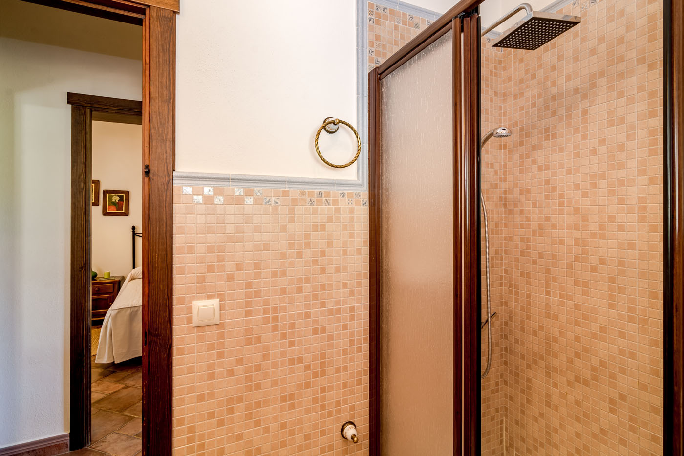 The main bathroom has a walk-in shower.