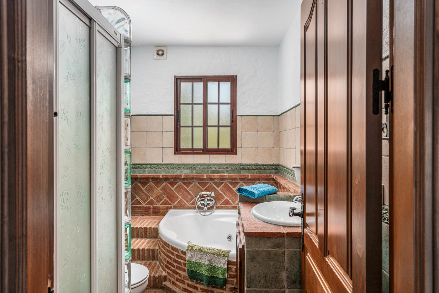 Baño en suite de dormitorio 1