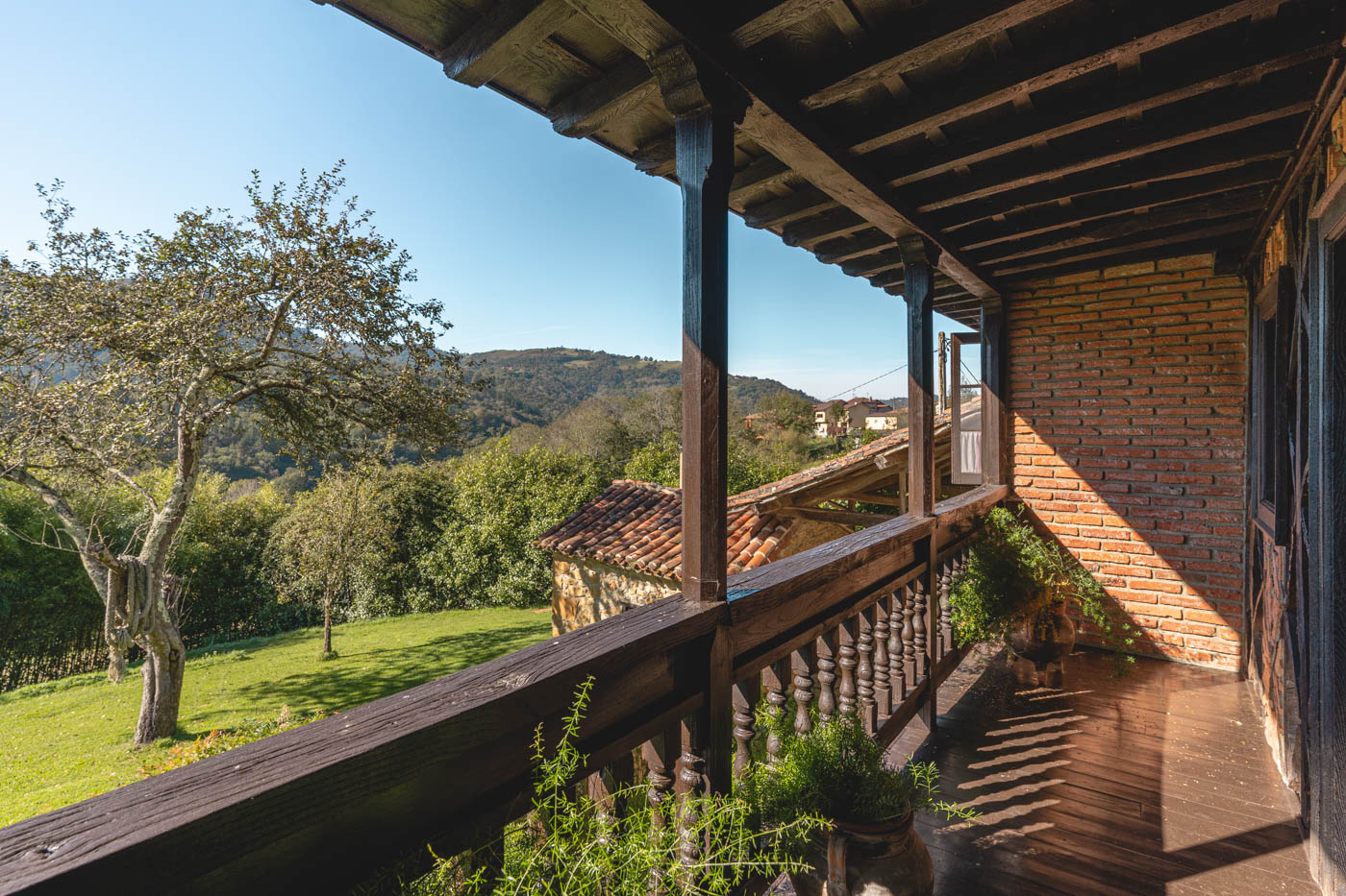 Traditional corridor / terrace with gorgeous views