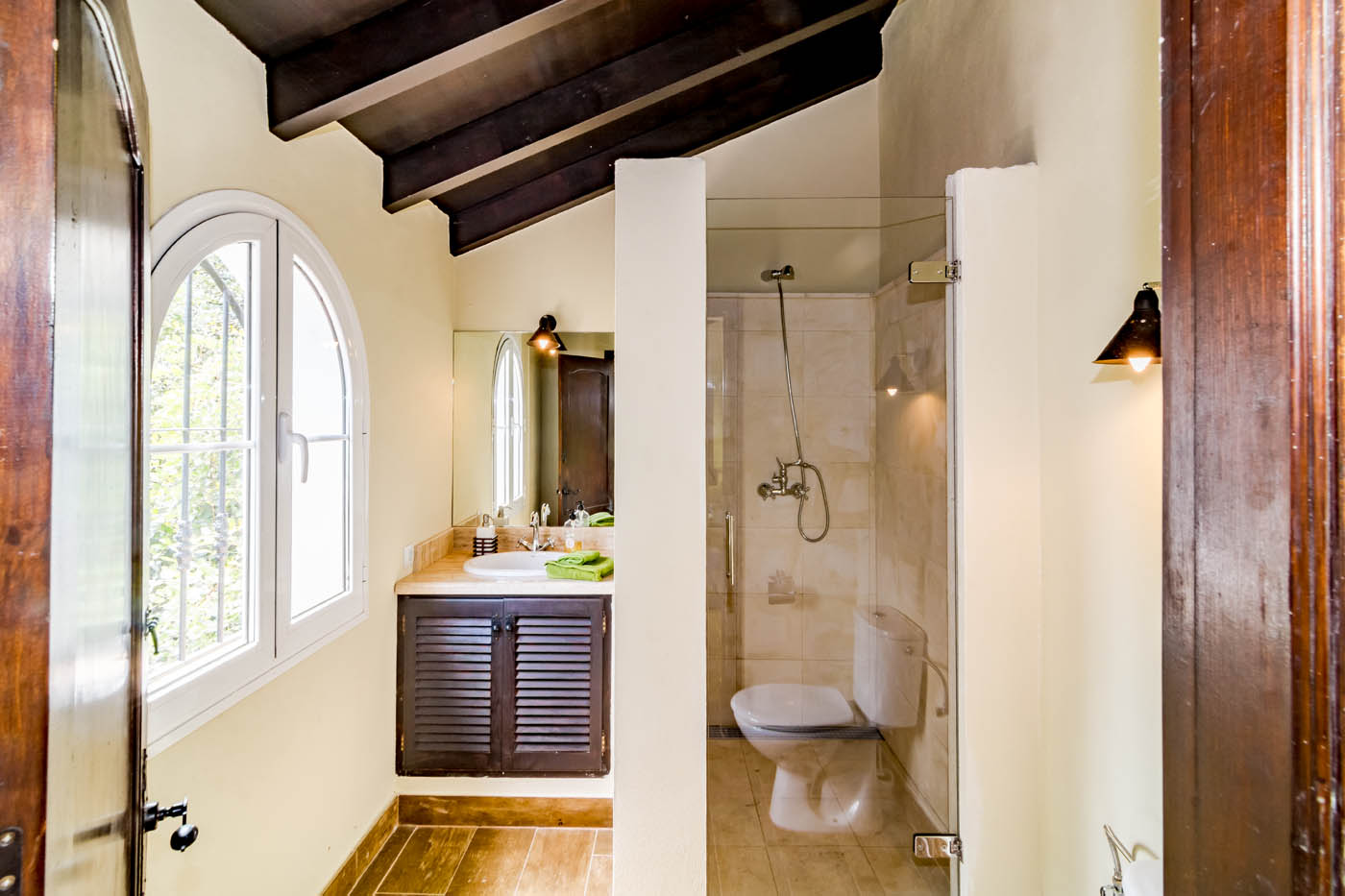 The game´s rooms has bathroom