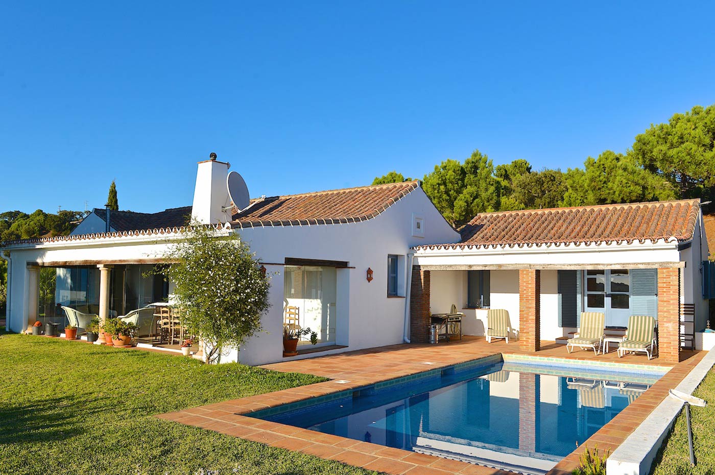 Recently built villa RD78 and its 9-metre pool