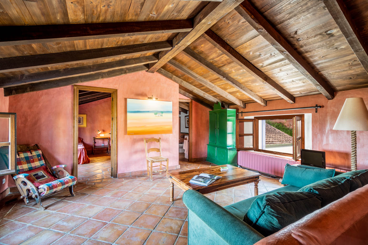 1st floor / attic room