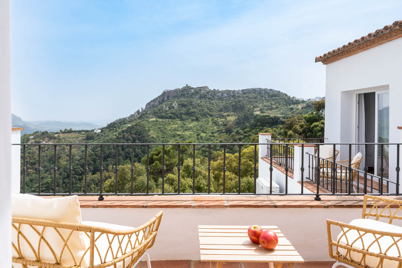 Bedrooms with terraces and views