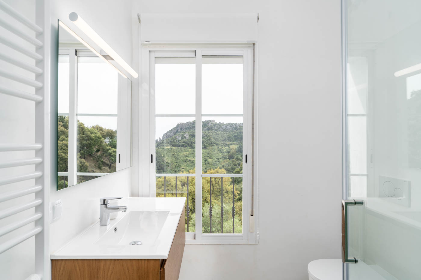 Bathrooms with underfloor heating