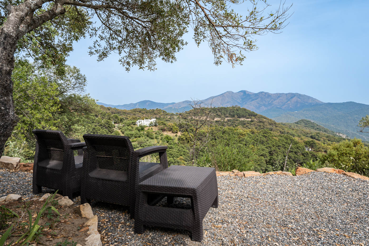 Upper terraces with uninterrupted views