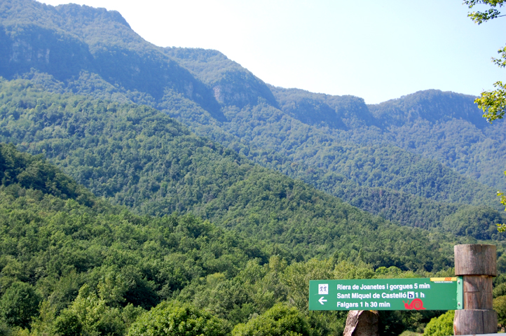 Spectacular walk from Joanetes to Falgars