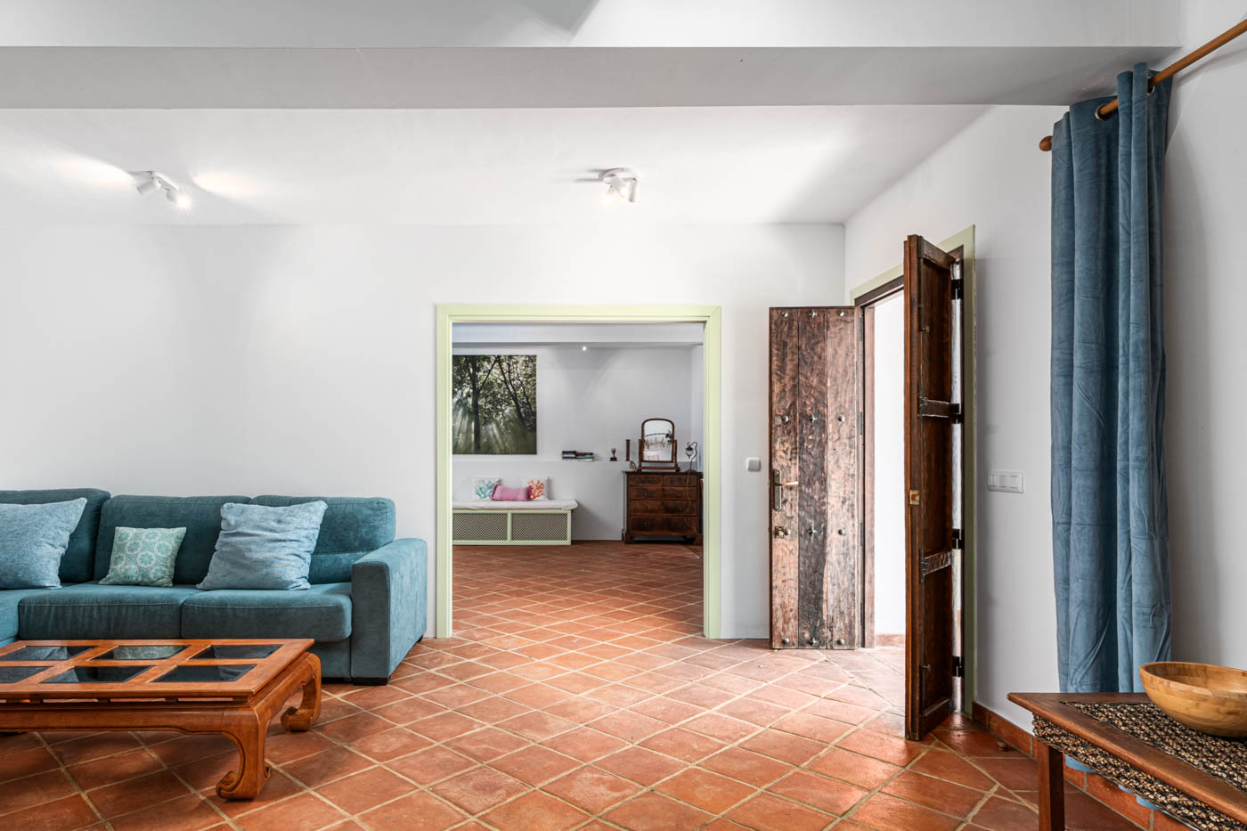 Sofa bed on lower ground floor