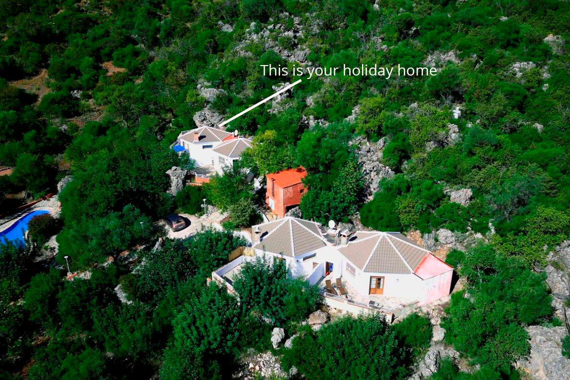 Antother aerial view of the 4 casitas