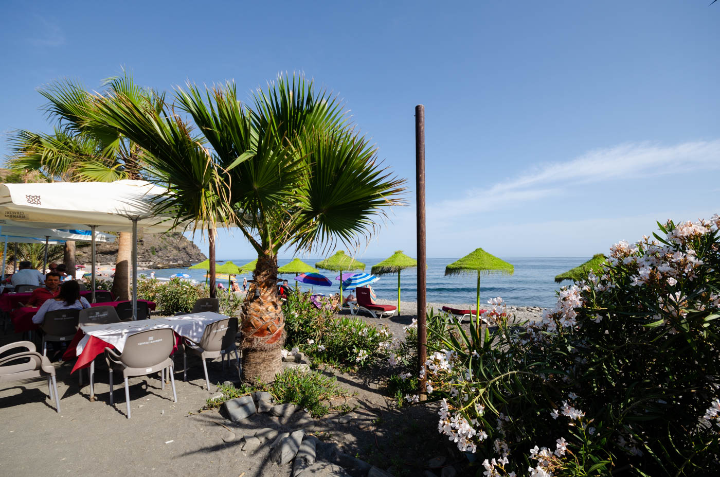 Conduce a playas con bares de pescado a 35 minutos