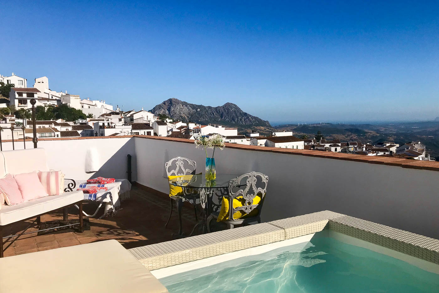 From August 2018 there is a mini pool in main terrace