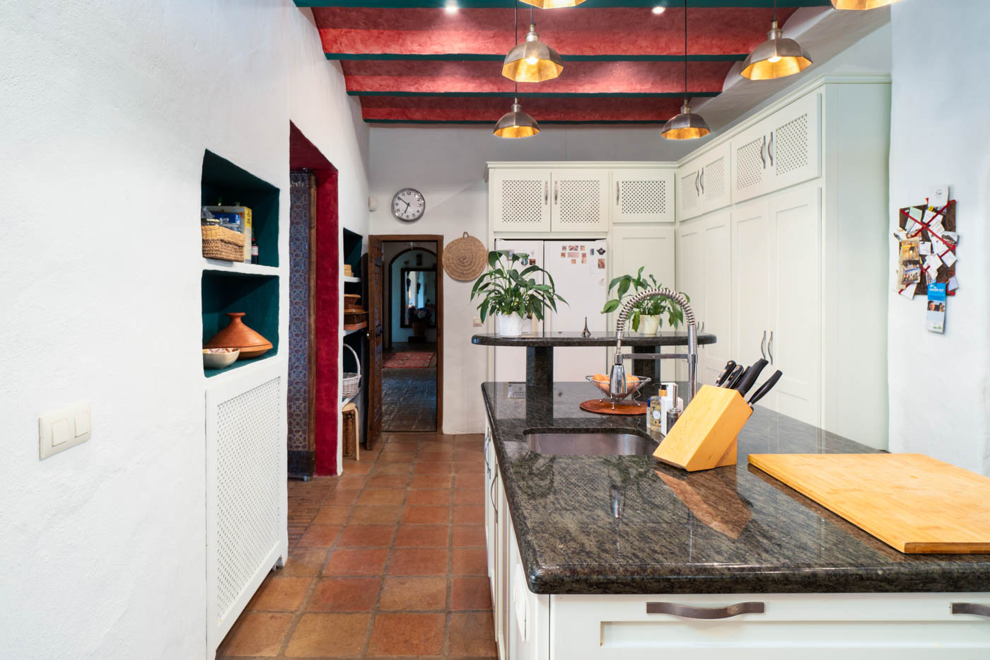 Cocina de buen tamaño