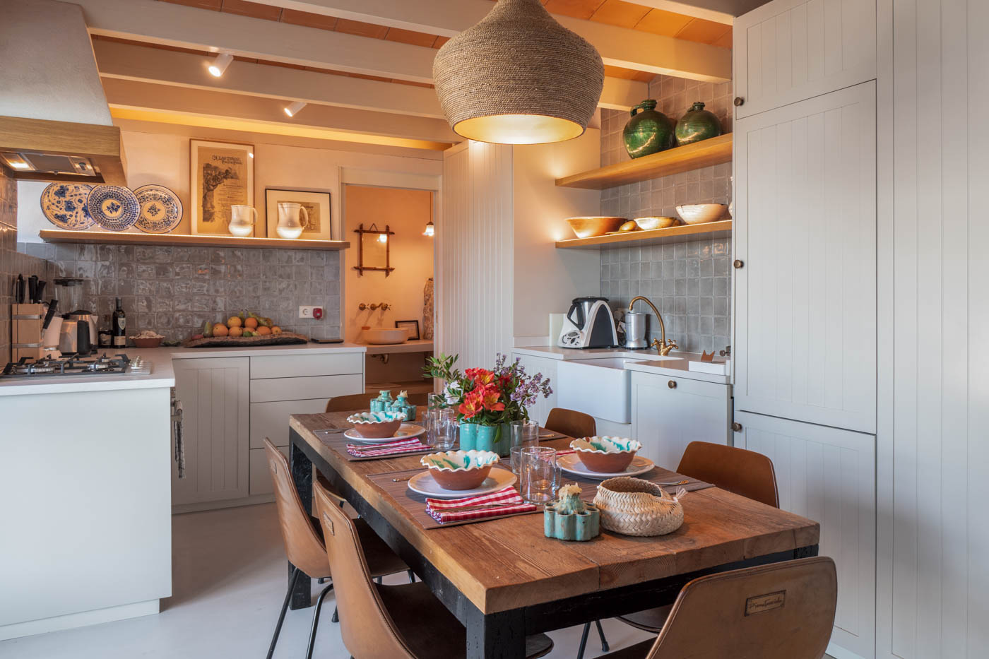 Indoor dining facilities