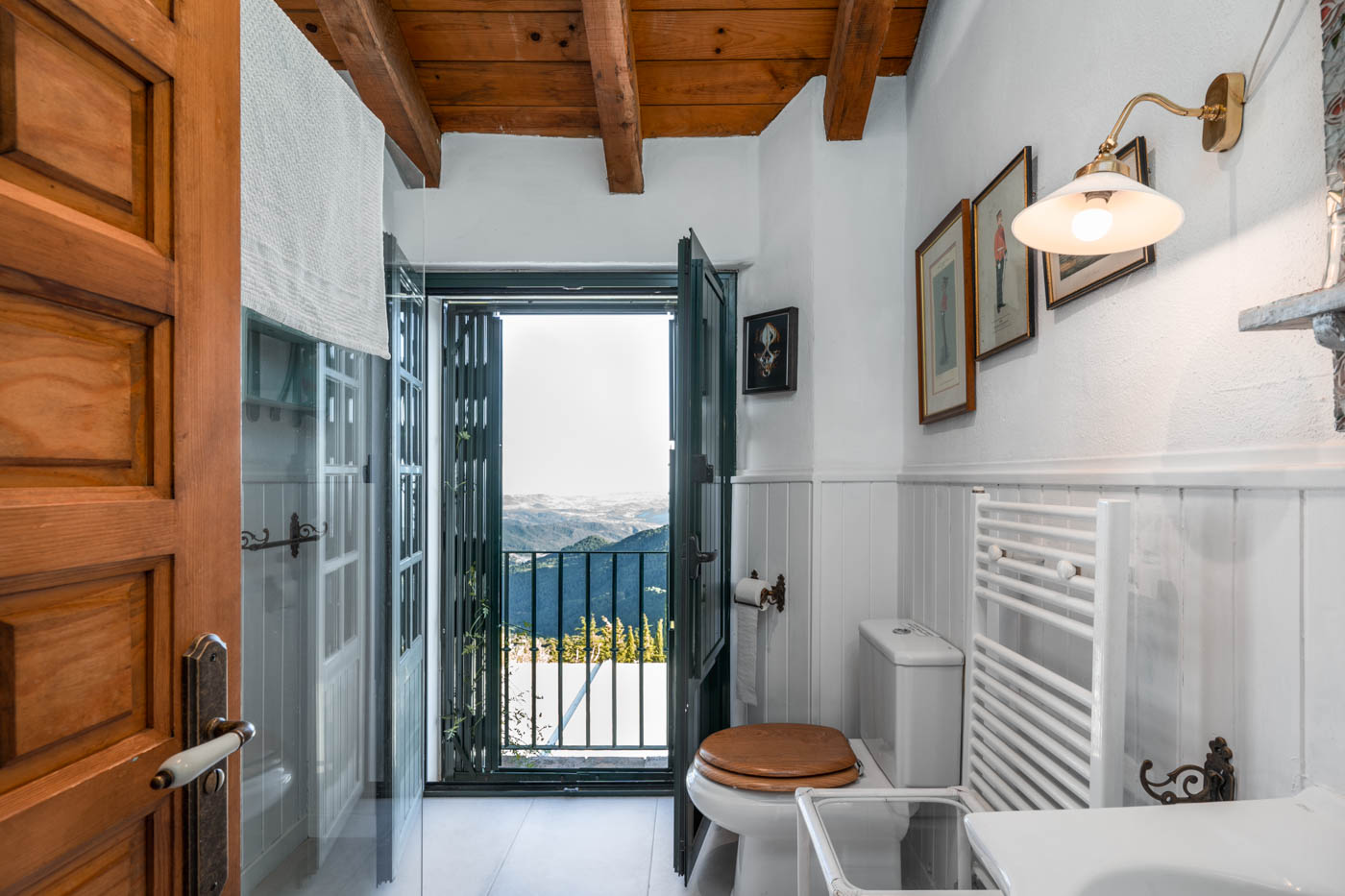 Bedrooms with en suite facilities