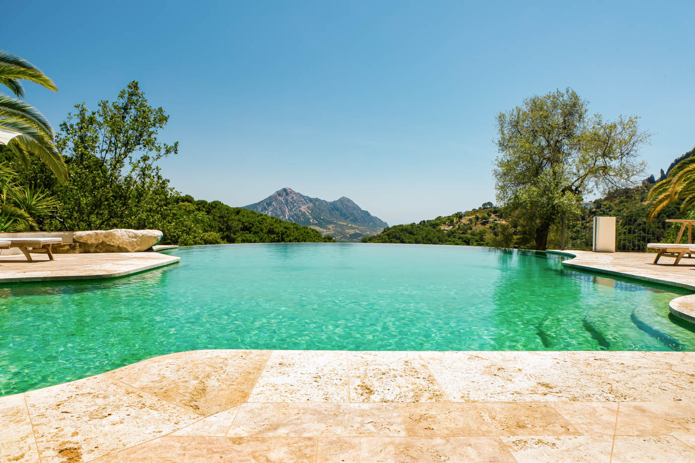 A stunning infinity pool