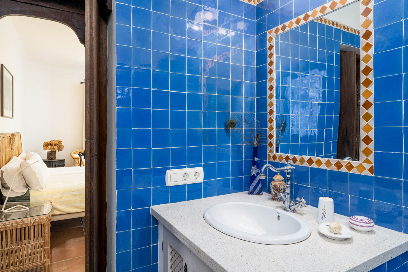 Las habitaciones tienen baño