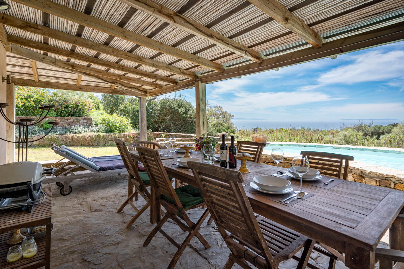 Vistas a Tánger y el océano