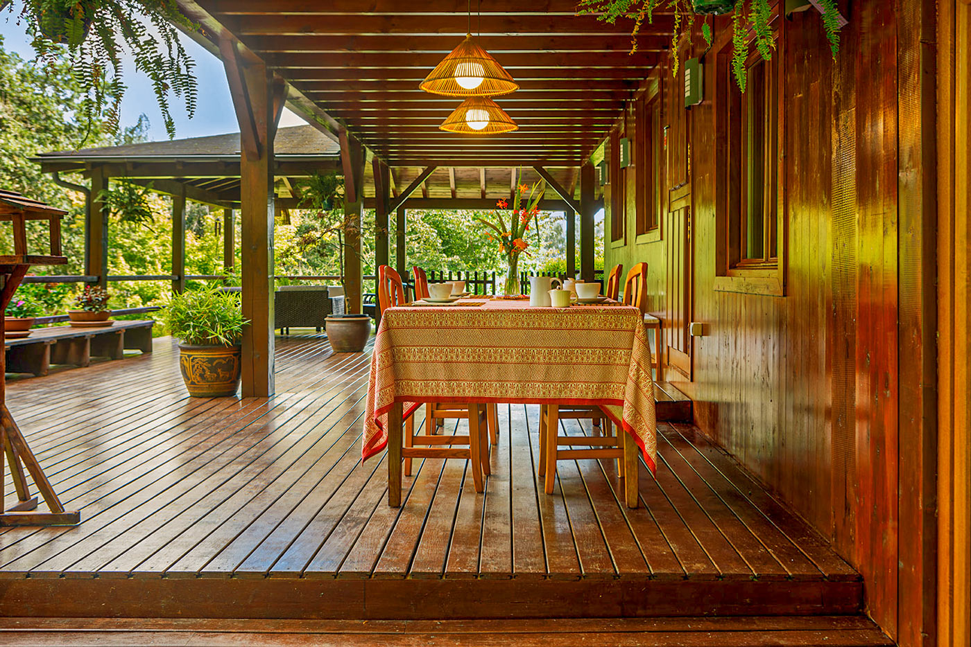 Furnished area right next to kitchen