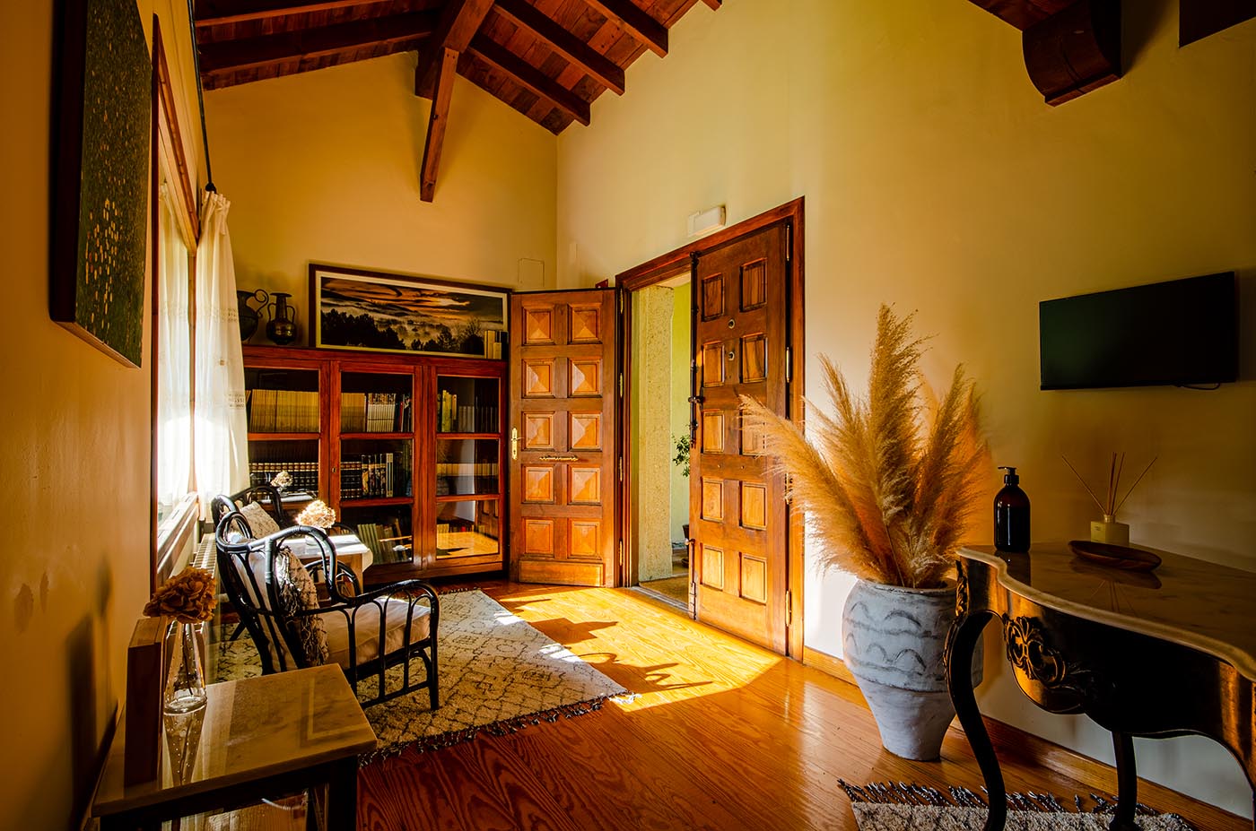 Entrance / reception