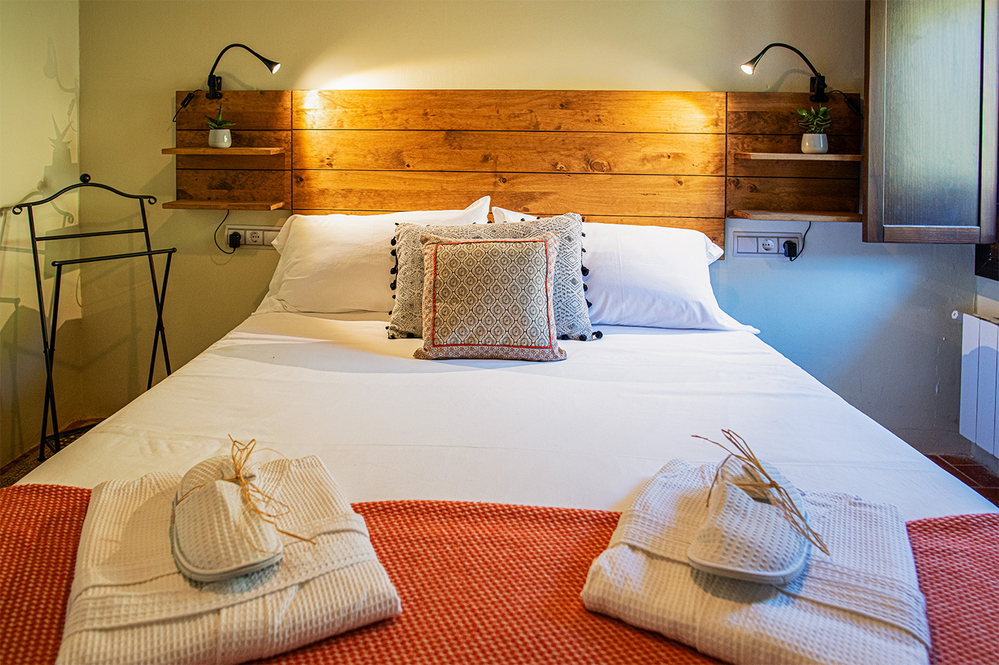 Habitación con cama doble