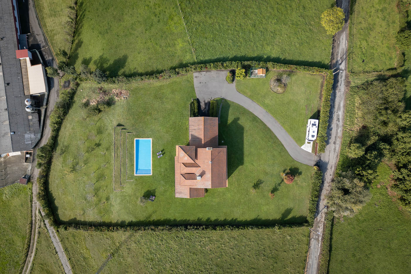 Tu finca privada vista desde un drone