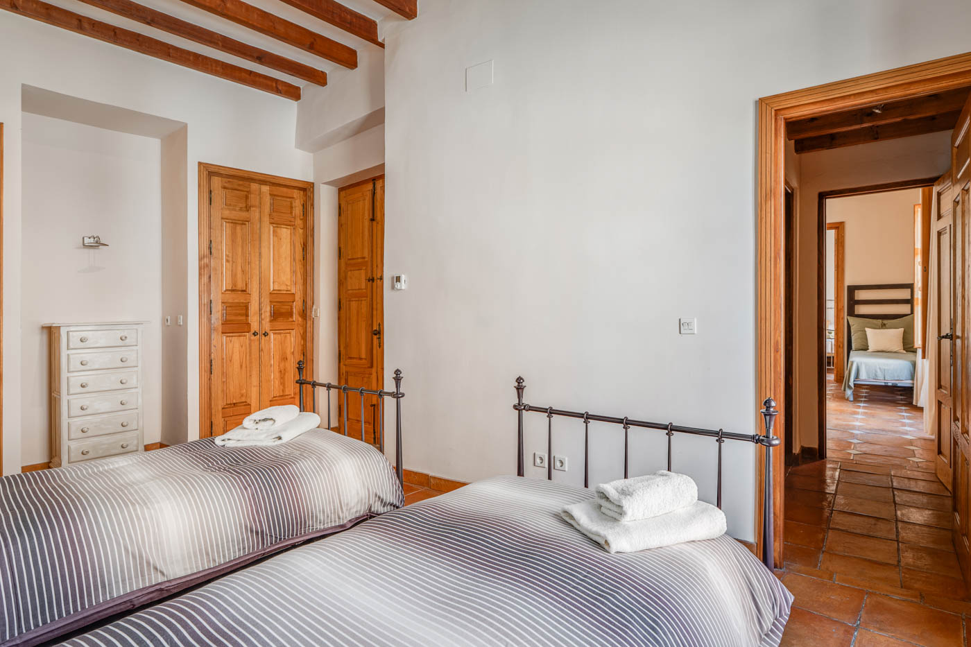 Dormitorio 5 (parte delantera): camas indviduales