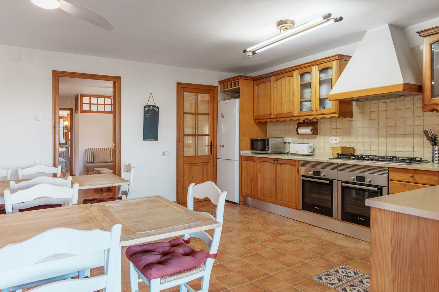 Cocina con dos hornos