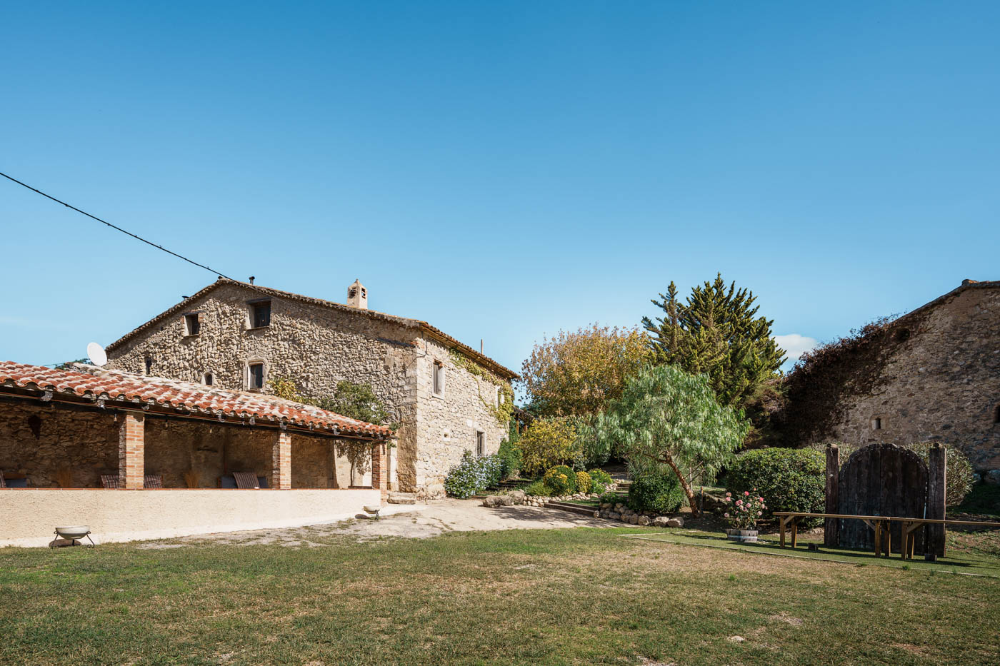 Zona de chill-out junto a la casa 