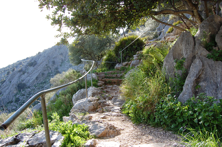 Steps up to La Pileta Cave