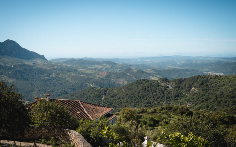 La casa vista desde atrás