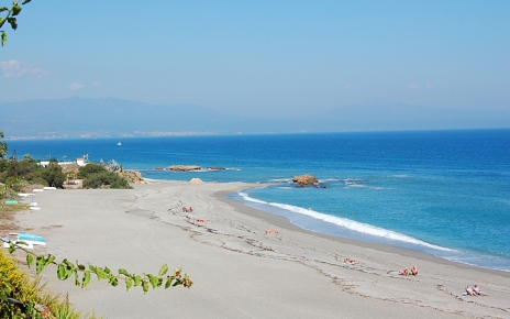 Beach between Guadiaro and Estepona