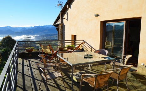 Large furnished terrace for outdoor meals