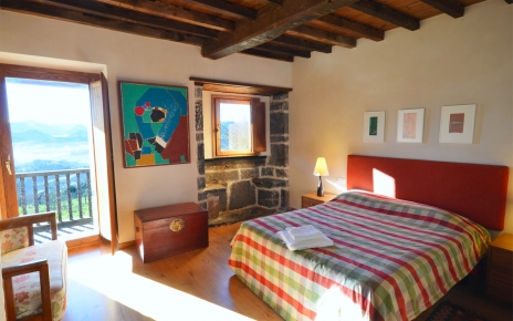 Double bedded room with access to terraces