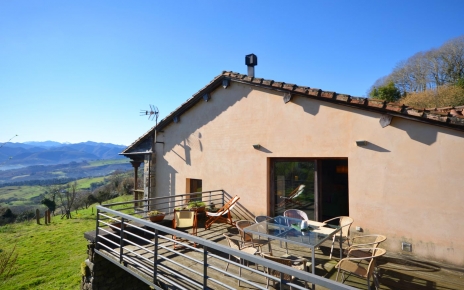 Good privacy despite being on village edge