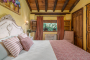 Habitación con cama doble