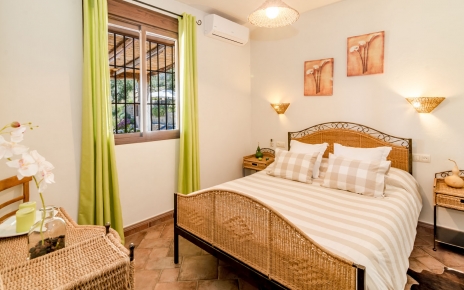 Double bedded roon