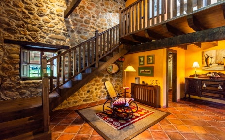 Stairs to first floor bedrooms