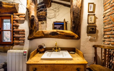 Rustical style bathroom