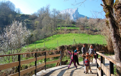 Picos in early April  | Kids love Picos de Europa!