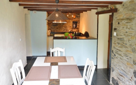 Cocina / comedor abierto a jardines