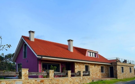 Easy access by country lane from coast