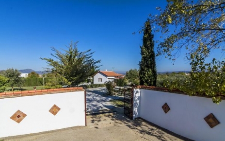 Private gates to your holiday home