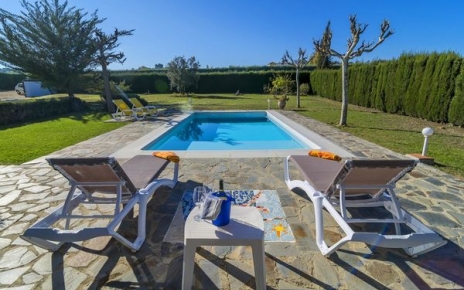 Easy holidays at villa ref RD86