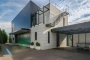 Contemporary villa