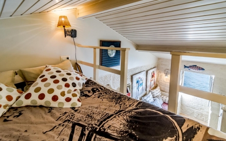 Puede elegir dormir en la habitación del ático