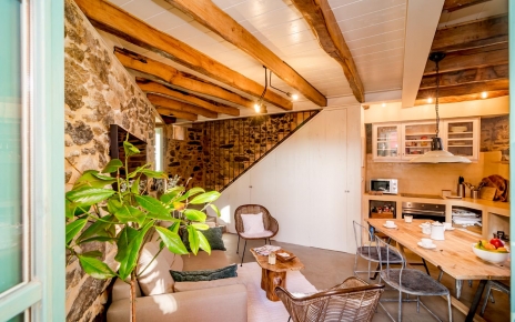 Open plan kitchen / dining / living area