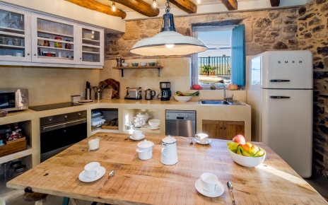 Well equipped kitchen with sea views