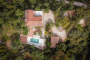 Casa vista desde drone