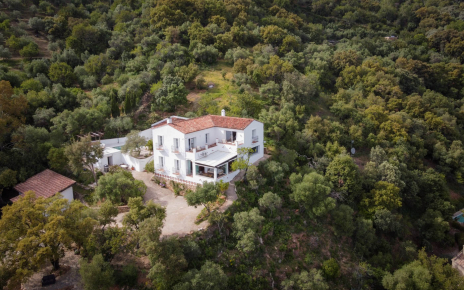 Wooded location walking distance to Gaucin village