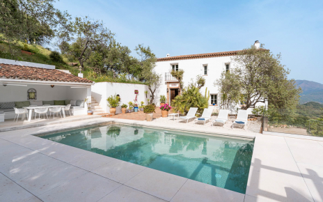 A great holiday villa with pool near Gaucin