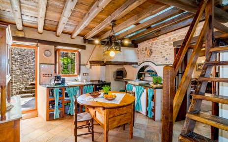 Main door to kitchen